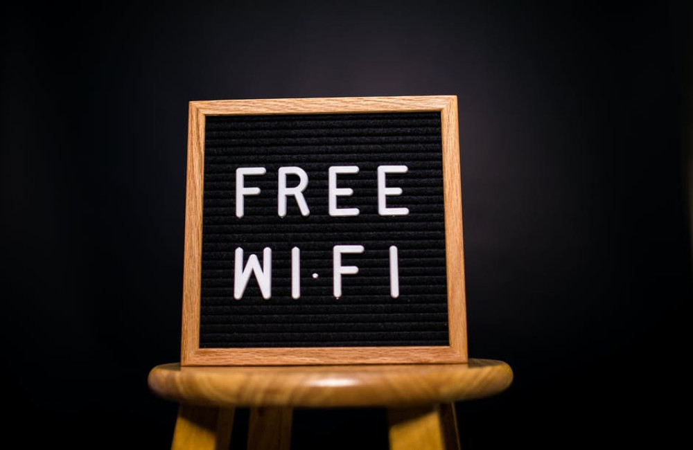 Hoe beïnvloedt de wifi-snelheid je dagelijkse productiviteit thuis?