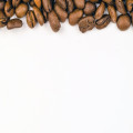 Hoe lang blijft cafeïne in je lichaam en wat doet het met je slaap?